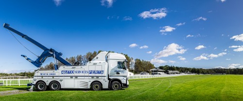 Auto Services Perth Raceday event at Perth Racecourse